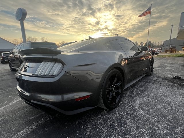 2020 Ford Mustang EcoBoost