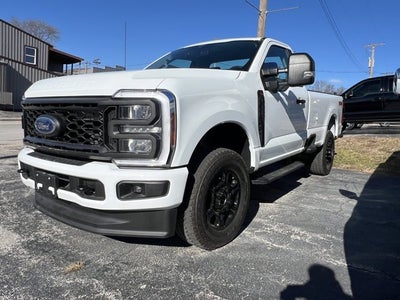 2025 Ford Super Duty F-350 SRW XL