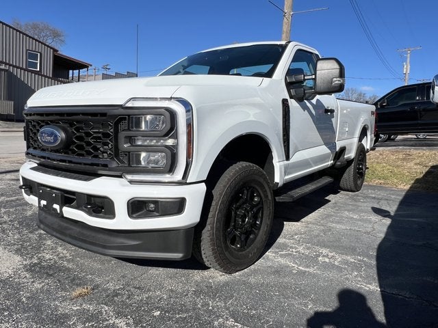 2025 Ford Super Duty F-350 SRW XL
