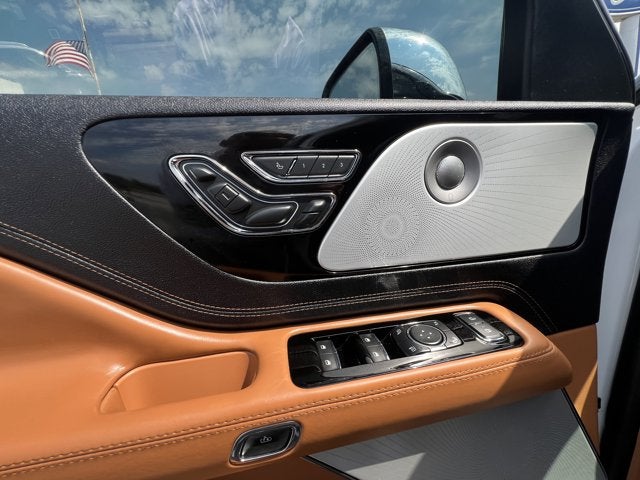 2022 Lincoln Aviator Black Label