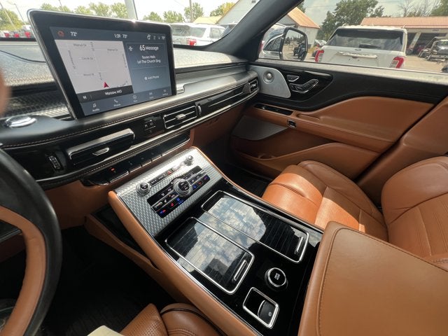 2022 Lincoln Aviator Black Label